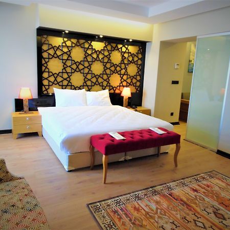 Vvr Hotel Istanbul Exterior photo