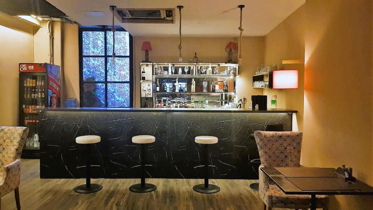 Vvr Hotel Istanbul Exterior photo