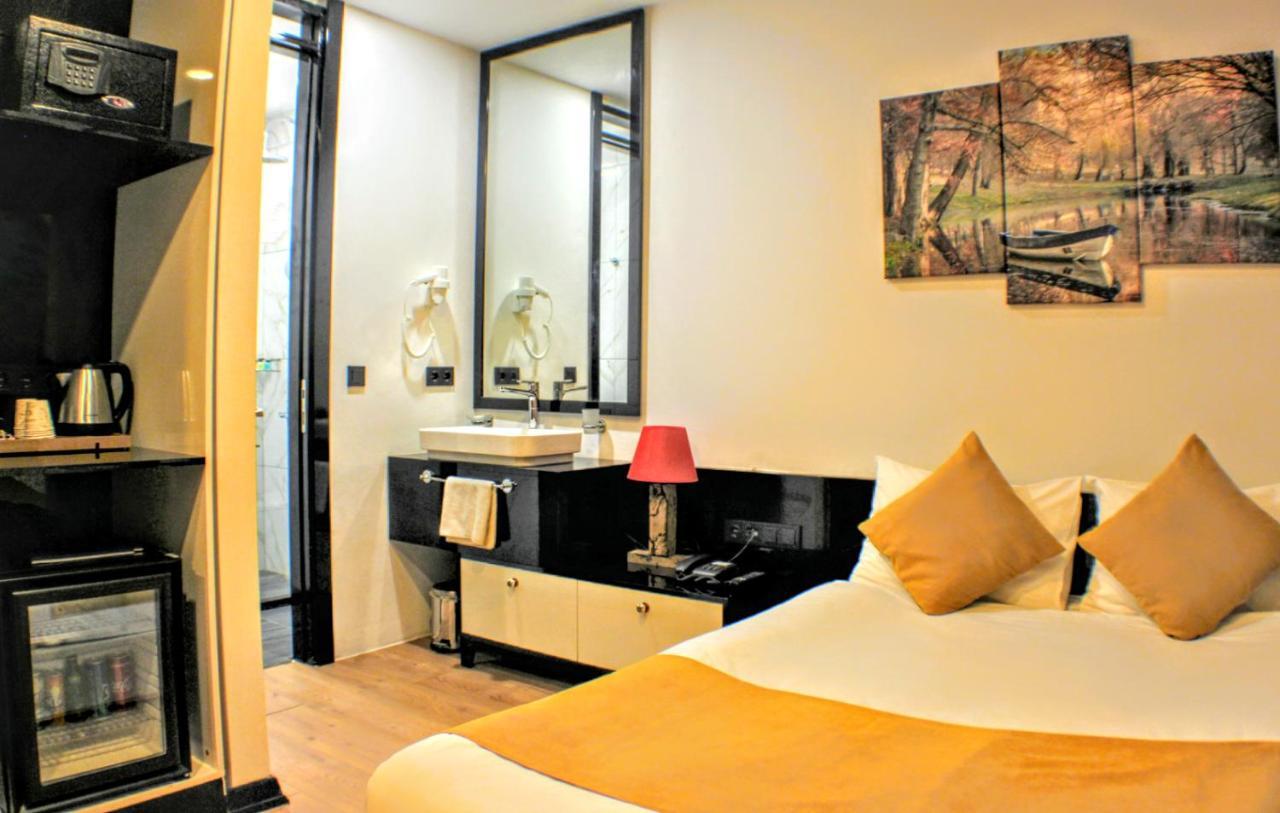 Vvr Hotel Istanbul Exterior photo
